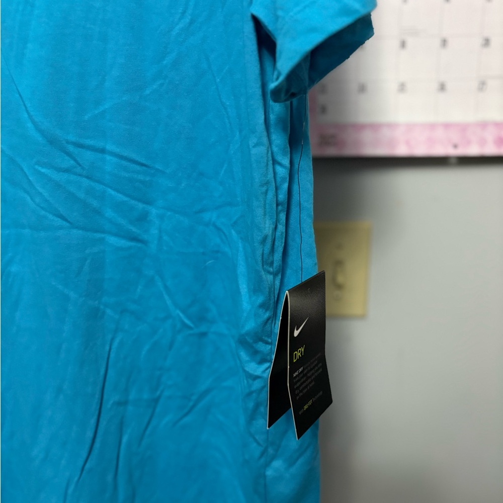 Nike Men's Aqua Blue Short Sleeve Tee - Picture 2 of 5